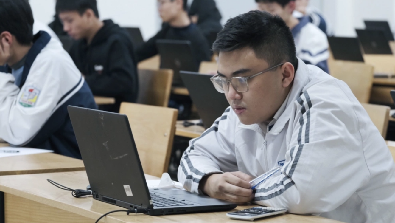 Image Thử nghiệm thi tốt nghiệp THPT trên máy tính vào năm 2026